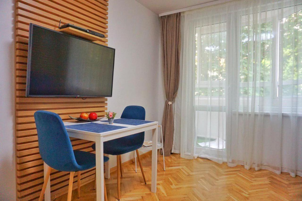 White Central Apartment Warna Zewnętrze zdjęcie