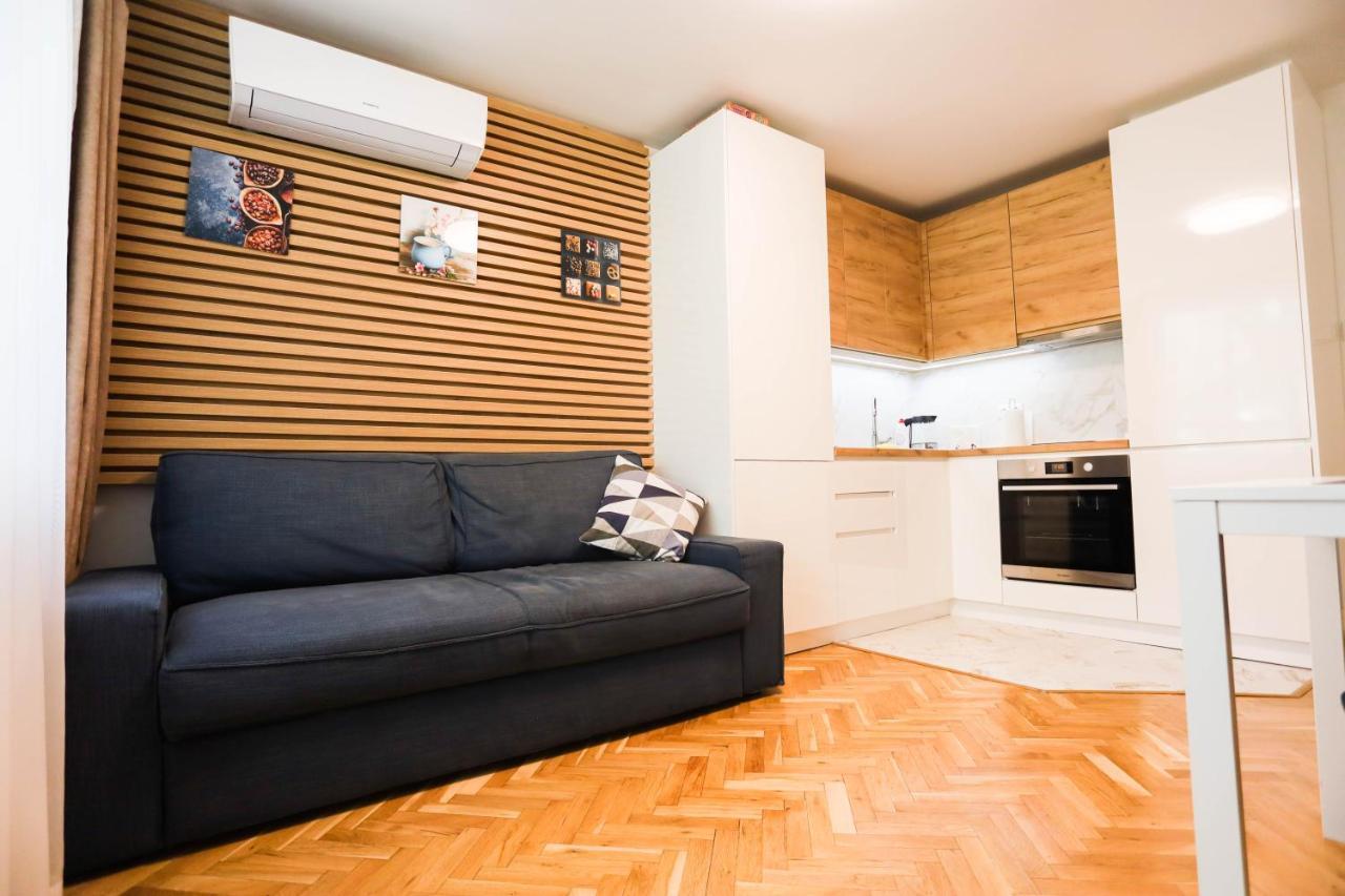 White Central Apartment Warna Zewnętrze zdjęcie