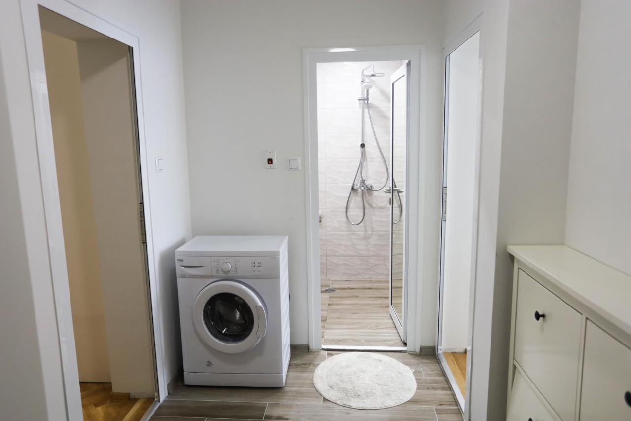White Central Apartment Warna Zewnętrze zdjęcie